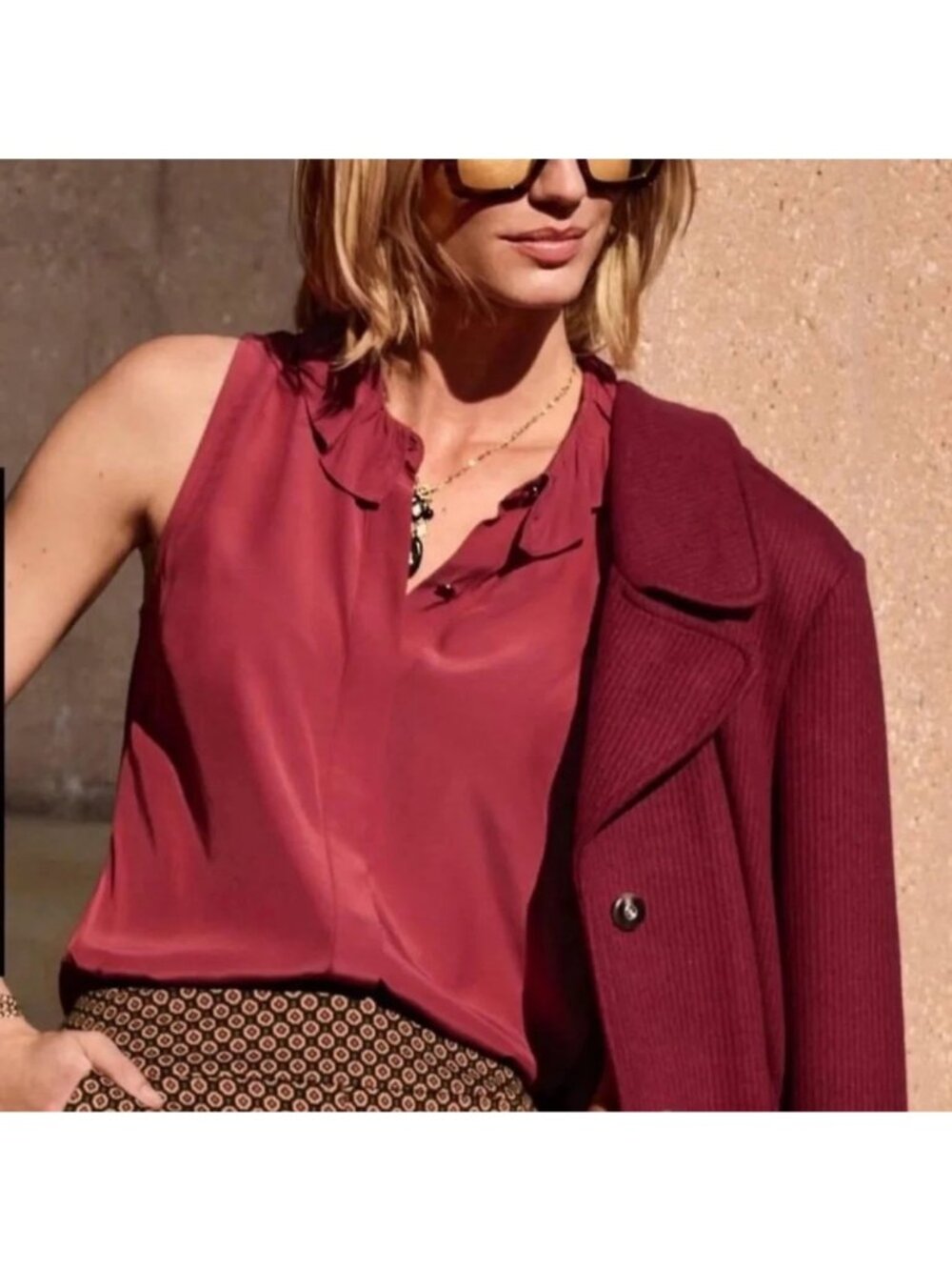 CABI Scorch Blouse Sleeveless Matte Red Sz M #4733 EUC